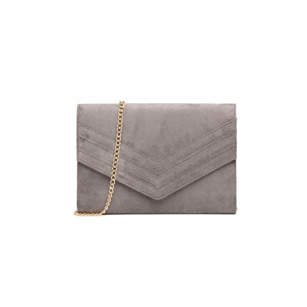 CHEVRON ENVELOPE CLUTCH