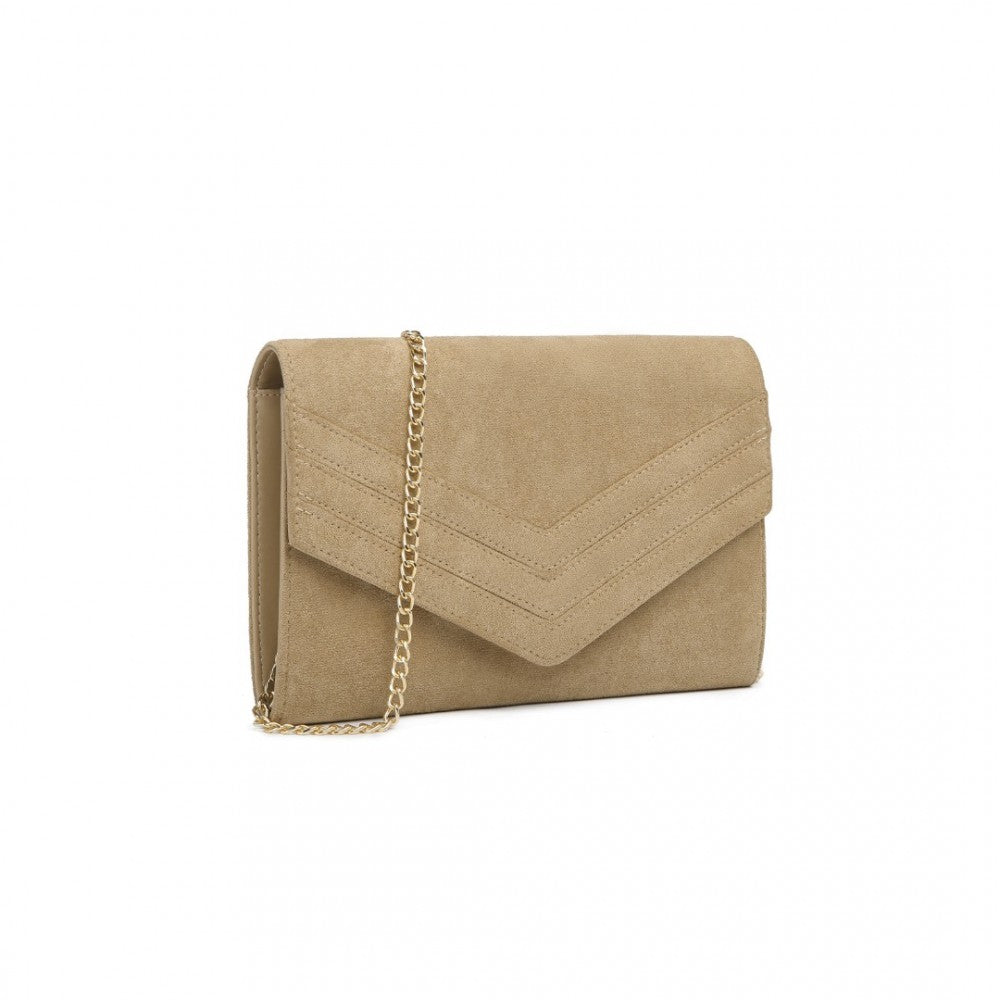 CHEVRON ENVELOPE CLUTCH