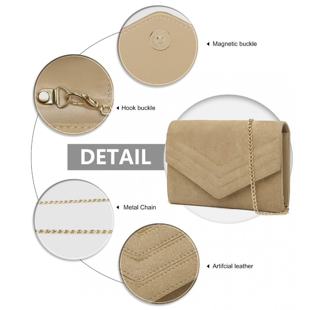CHEVRON ENVELOPE CLUTCH