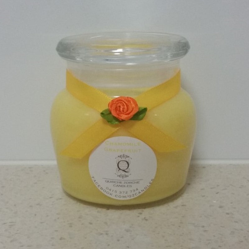 quirche zorche candles, scented candle, fragrant candle, wick, candle, glass jar candle, glass jar, one wick candle, candle fragrance, home fragrance, fragrance, décor, frangipani, white candle, white, natural, chamomile grapefruit candle, chamomile grapefruit fragrance