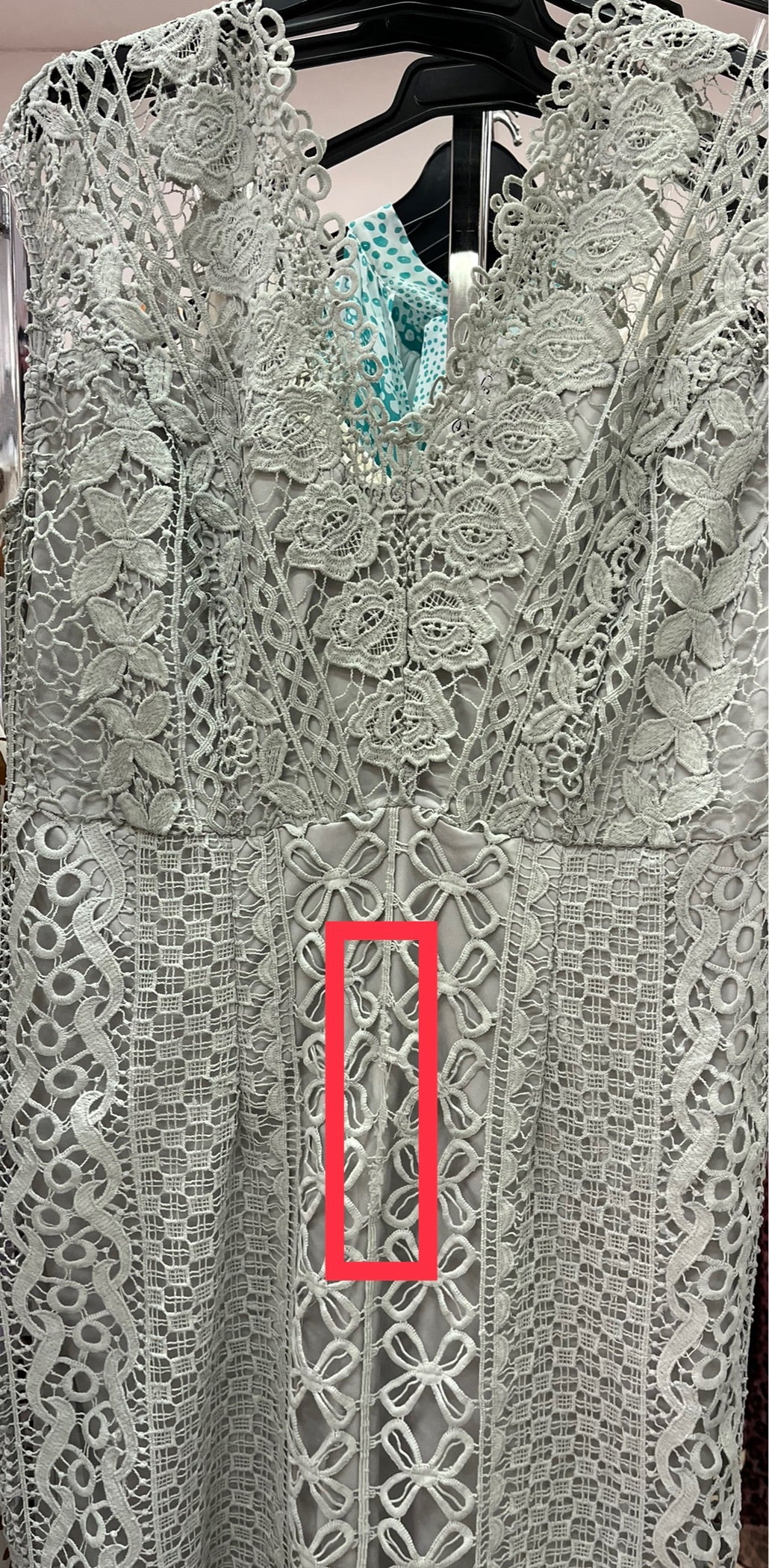 Makayla Lace Dress (Faulty)