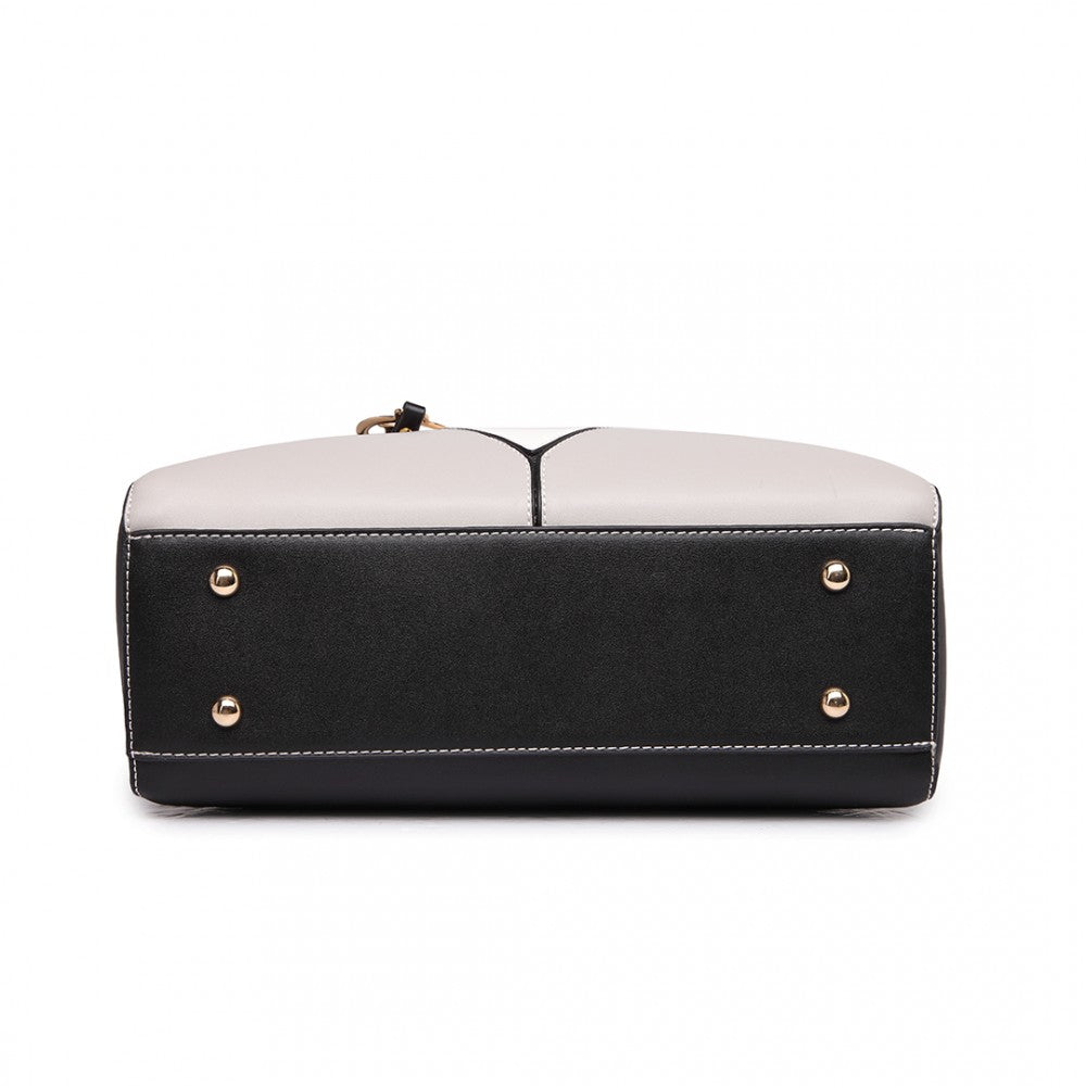 V-SHAPE SHOULDER HANDBAG