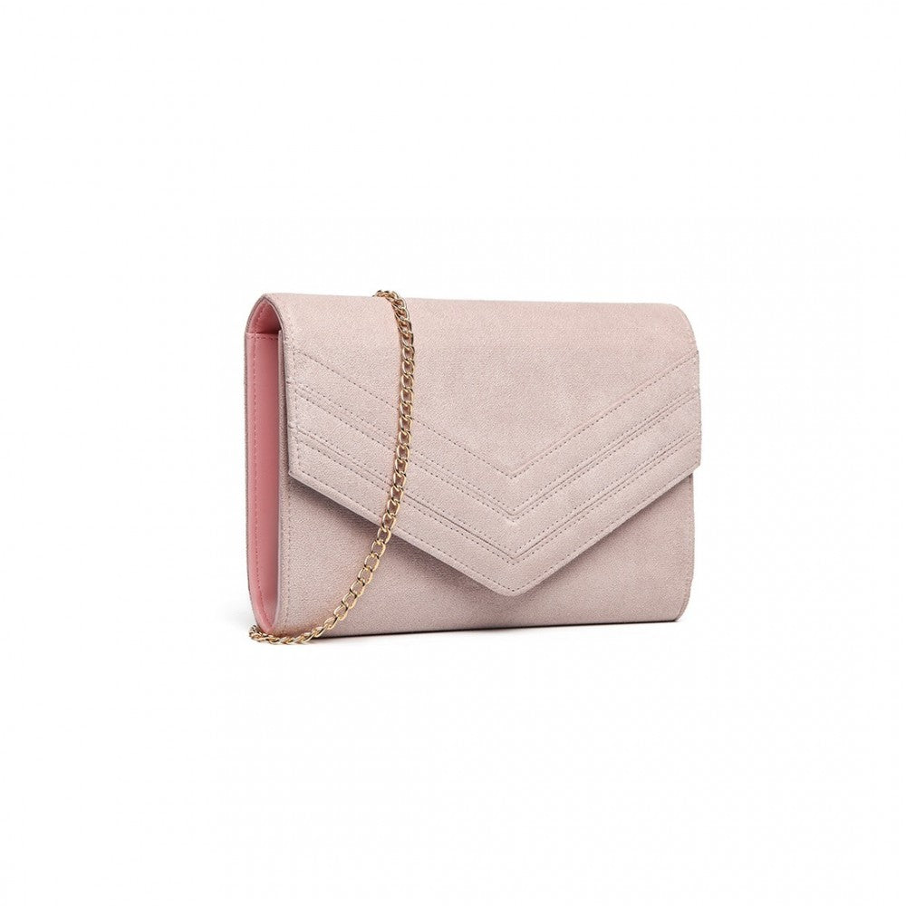 CHEVRON ENVELOPE CLUTCH