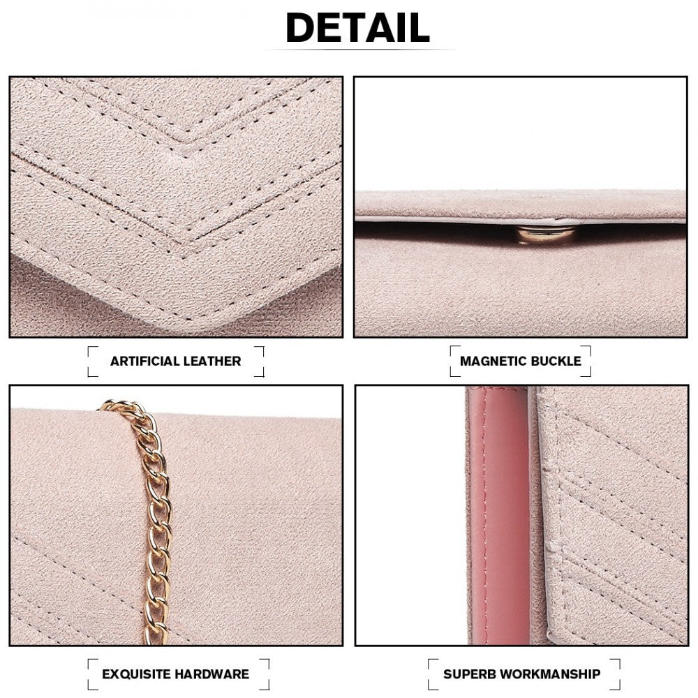 CHEVRON ENVELOPE CLUTCH